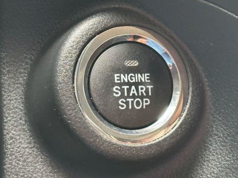 Used 2020 Subaru Forester Touring AWD/4WD image 31