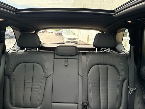 Used 2021 BMW X5 xDrive40i w/ M Sport Package AWD/4WD image 13