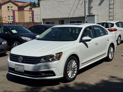 Used 2017 Volkswagen Passat 1.8T SE
