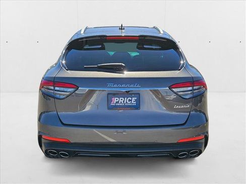 Used 2022 Maserati Levante Modena image 7