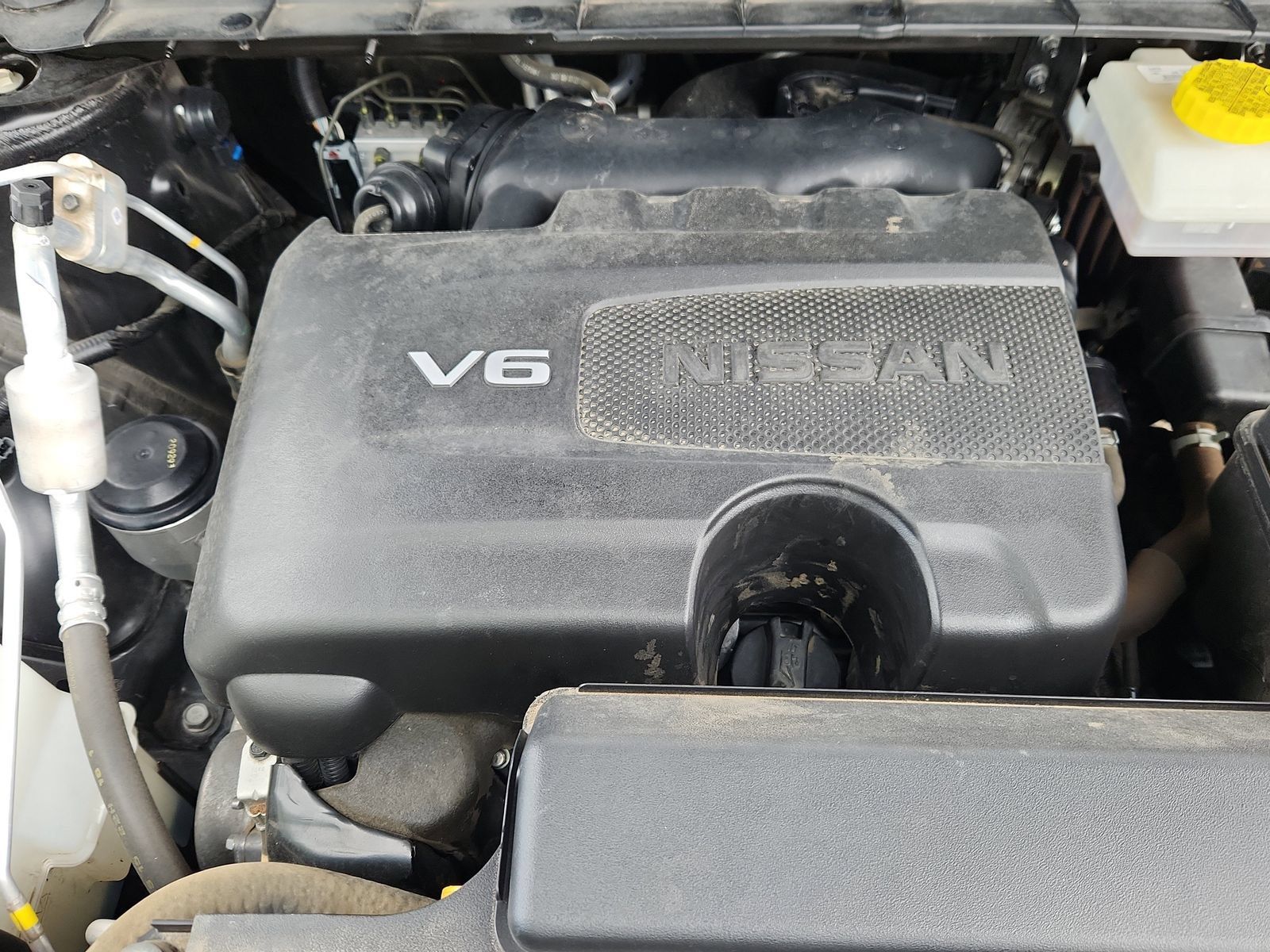 Used 2023 Nissan Pathfinder SL w/ Lighting Package (N92) AWD/4WD image 17