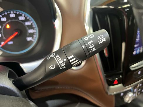 Used 2020 Chevrolet Traverse High Country image 19