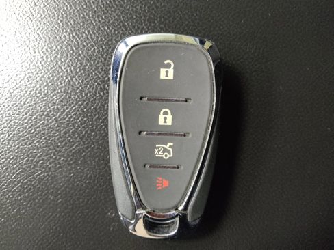 Used 2023 Chevrolet Malibu LS image 32