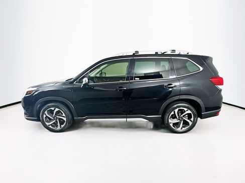 Used 2023 Subaru Forester Touring image 4