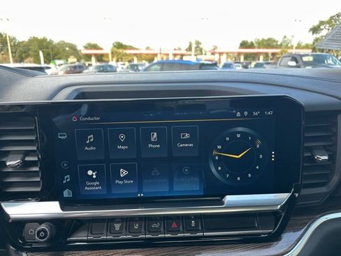 Used 2024 Chevrolet Silverado 2500 LT image 19