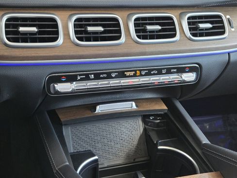Certified 2023 Mercedes-Benz GLS 450 4MATIC image 35