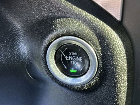 Used 2019 GMC Sierra 1500 SLT w/ SLT Premium Plus Package image 16