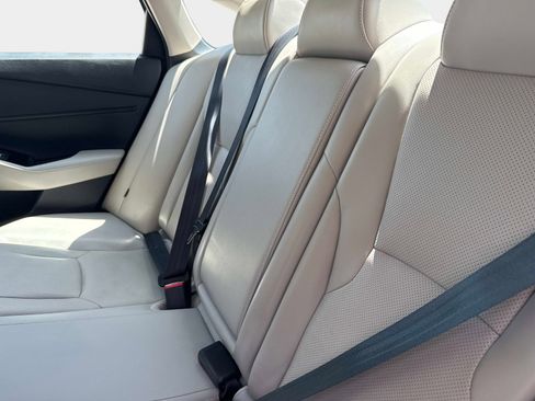 Used 2023 Honda Accord Touring image 10