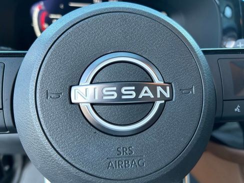 Used 2023 Nissan Pathfinder Platinum w/ Cargo Package image 29