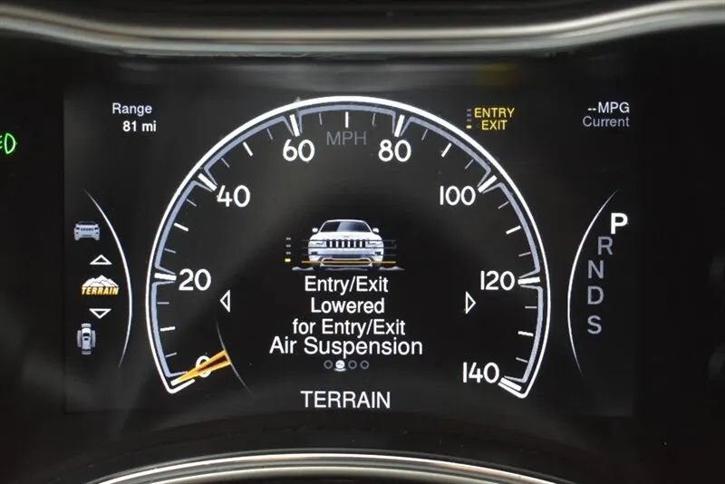Used 2015 Jeep Grand Cherokee High Altitude AWD/4WD image 17