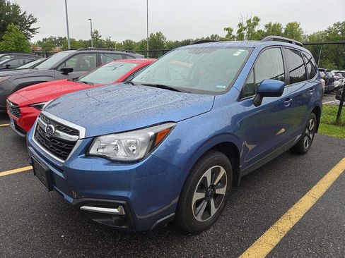 Used 2018 Subaru Forester 2.5i Premium w/ All-Weather Package AWD/4WD image 3