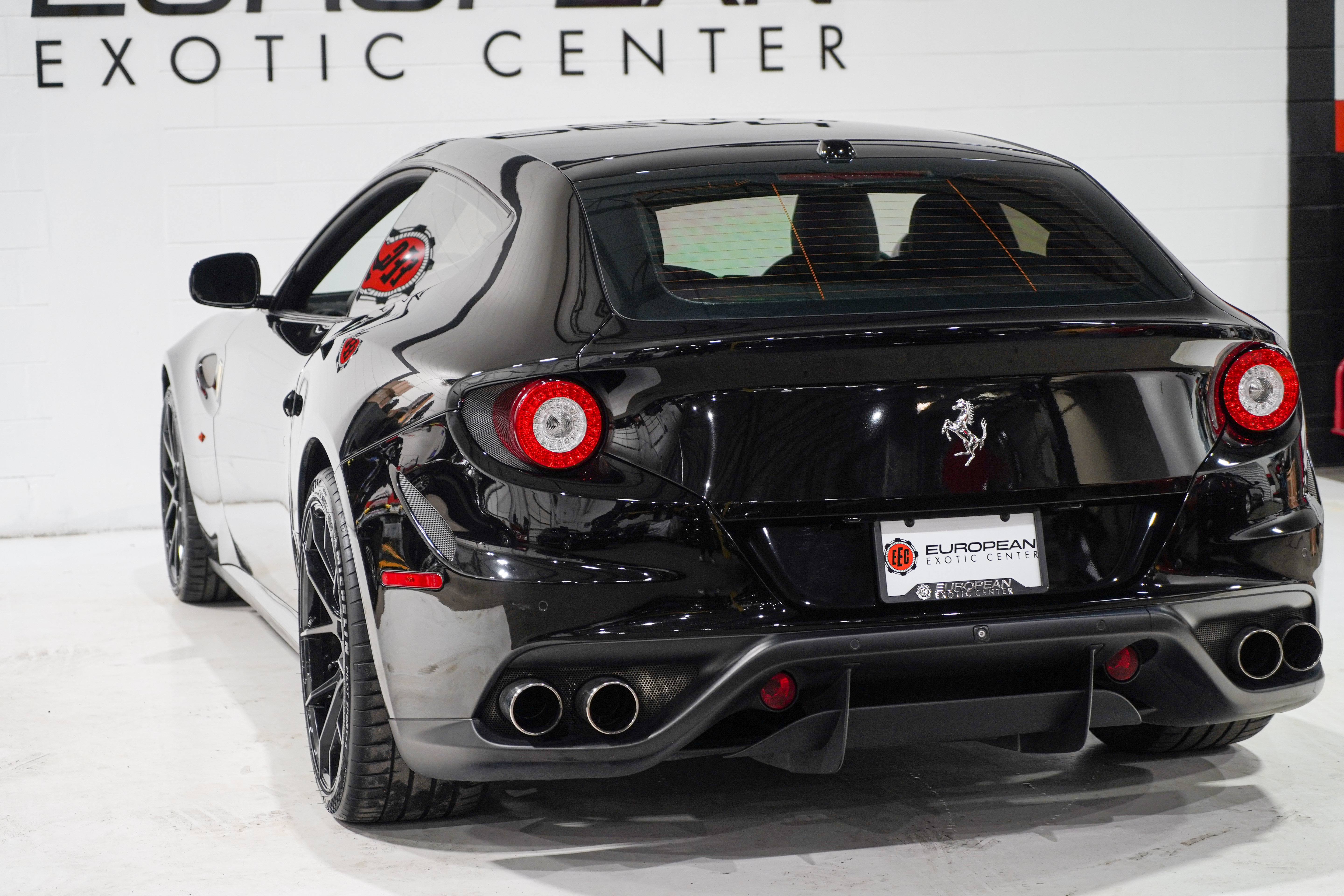 Used 2014 Ferrari FF AWD/4WD image 36