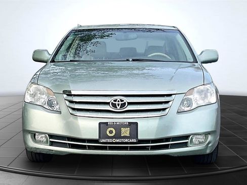 Used 2006 Toyota Avalon XL FWD image 2