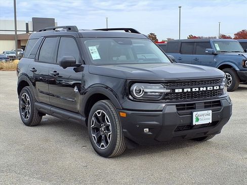 New 2025 Ford Bronco Sport Outer Banks w/ Outer Banks Tech Package+ image 3