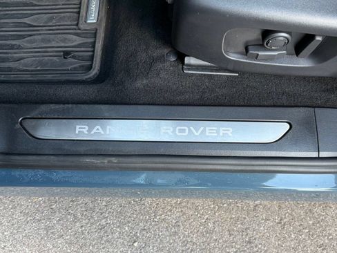 Certified 2026 Land Rover Range Rover Evoque Dynamic SE AWD/4WD image 13