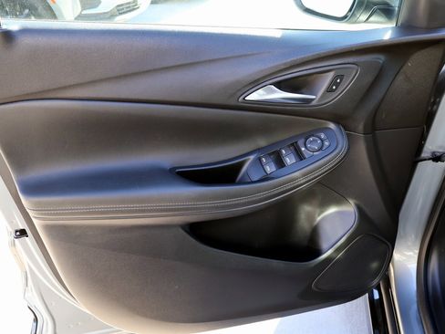 Used 2024 Buick Encore GX Sport Touring image 19