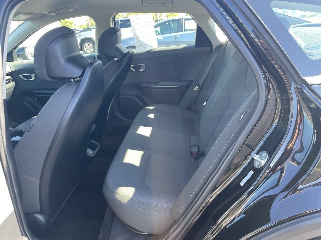 Used 2025 Kia K4 FWD image 28