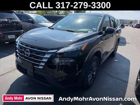 Used 2024 Nissan Rogue S FWD image 2