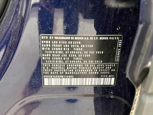 Used 2023 Volkswagen Tiguan SE FWD image 12