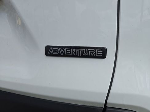 Used 2024 Toyota RAV4 Adventure image 7