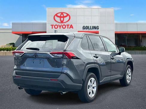 Used 2023 Toyota RAV4 LE FWD image 5