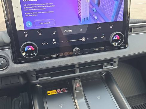New 2026 Toyota C-HR AWD/4WD image 20