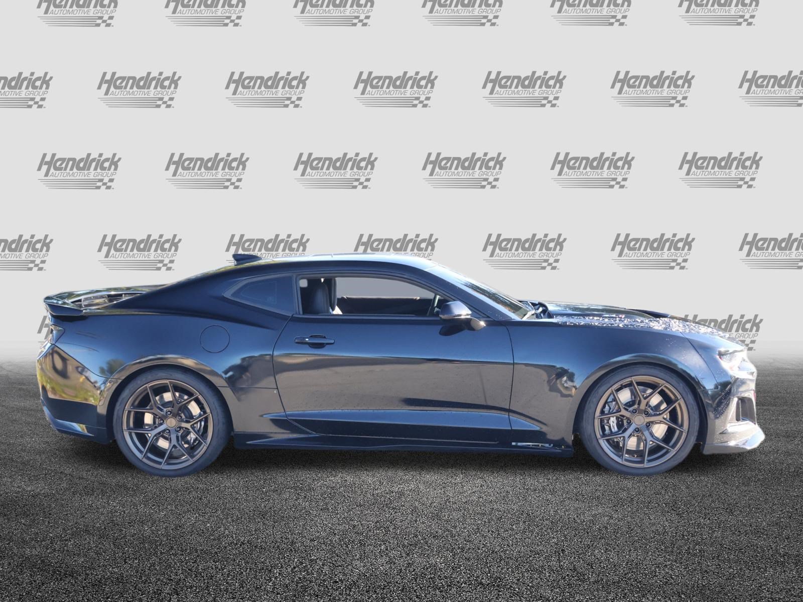 Used 2017 Chevrolet Camaro ZL1 RWD image 10