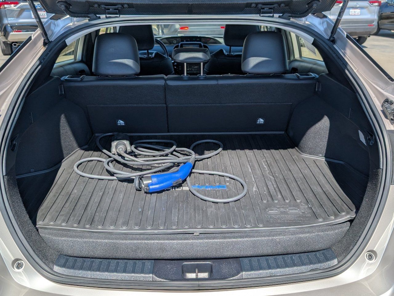 Used 2021 Toyota Prius Prime XLE FWD image 9