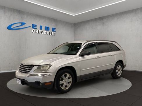 Used 2005 Chrysler Pacifica Touring AWD/4WD image 8