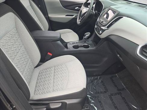 Certified 2024 Chevrolet Equinox LS w/ LS Convenience Package FWD image 20
