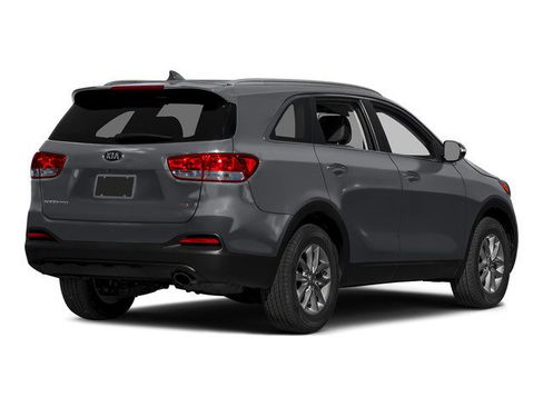 Used 2016 Kia Sorento LX w/ LX Convenience Package AWD/4WD image 2
