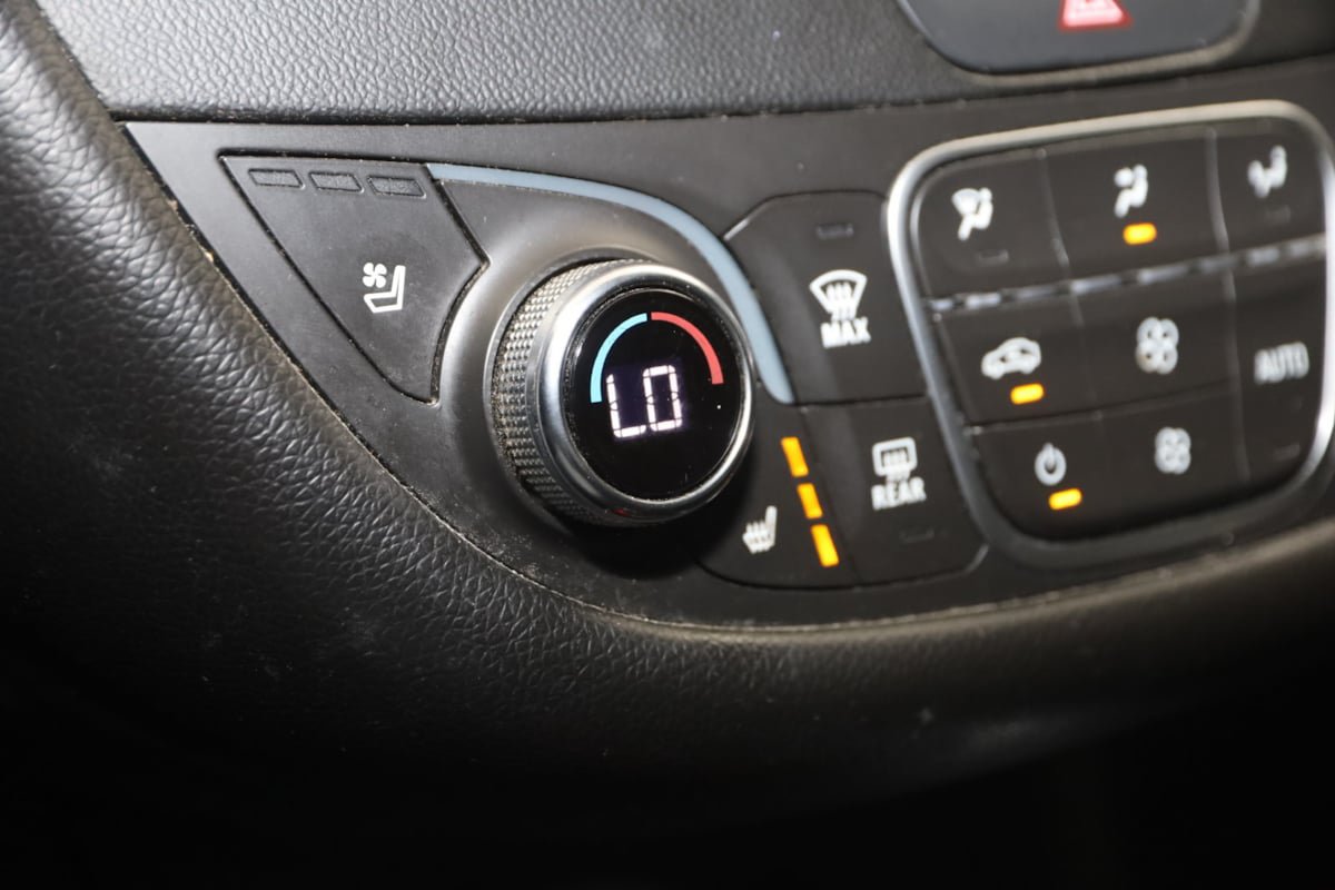 Used 2020 Chevrolet Malibu Premier FWD image 8
