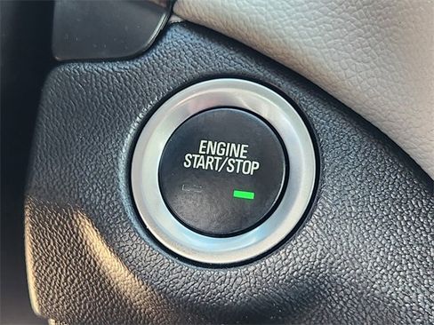 Used 2024 Chevrolet Equinox LS image 20