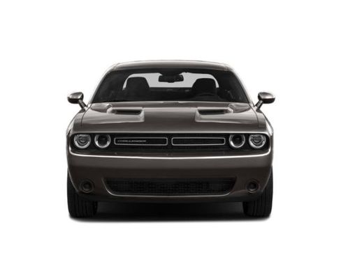 Used 2015 Dodge Challenger SXT RWD image 10
