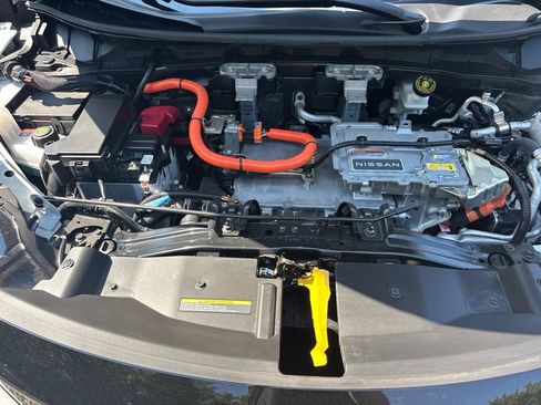 Certified 2023 Nissan Ariya AWD image 12