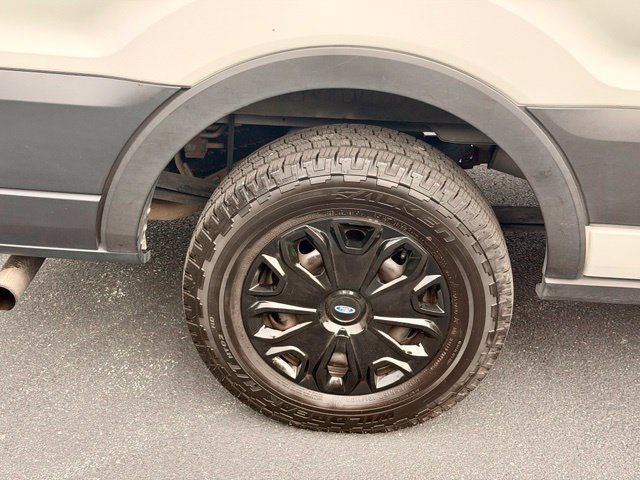 Used 2022 Ford Transit 350 XLT RWD image 30