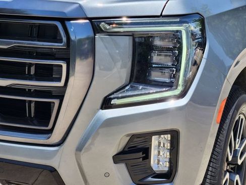 Used 2024 GMC Yukon AT4 w/ Technology Package AWD/4WD image 10