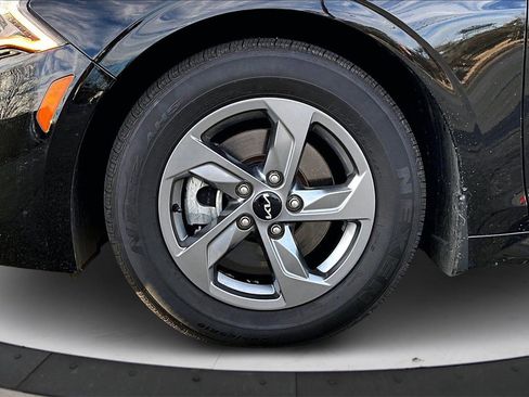 Used 2022 Kia K5 LXS image 30