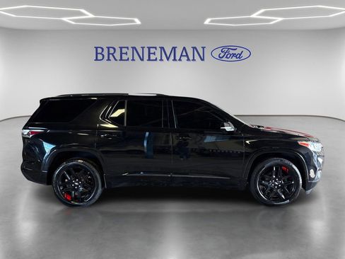 Used 2020 Chevrolet Traverse Premier w/ Redline Edition AWD/4WD image 4