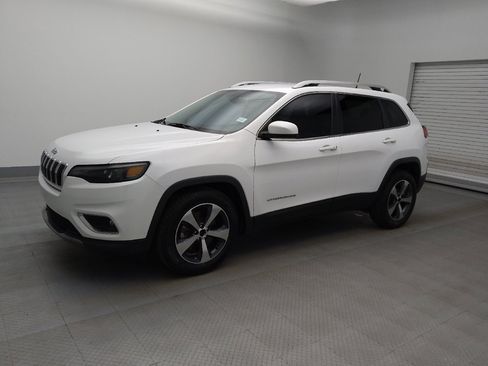Used 2020 Jeep Cherokee Limited image 2