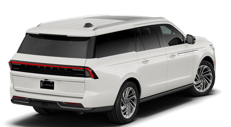 New 2027 Lincoln Navigator L Reserve AWD/4WD image 3