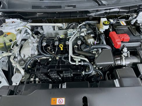 Used 2024 Mitsubishi Outlander SE image 35