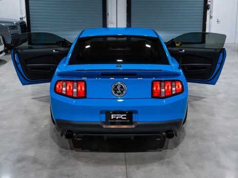 Used 2012 Ford Mustang Shelby GT500 w/ SVT Performance Pkg image 43