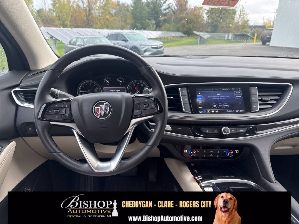 Used 2023 Buick Enclave Essence AWD/4WD image 15