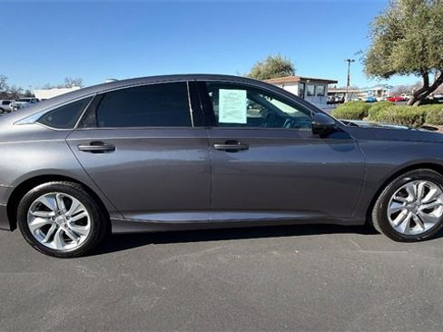 Used 2020 Honda Accord LX image 3