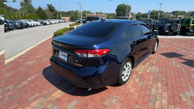 Used 2023 Toyota Corolla LE FWD image 2