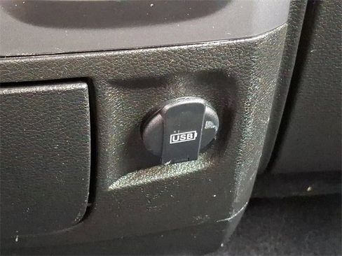 Used 2024 RAM 1500 Classic SLT image 27