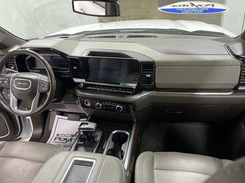 Used 2022 GMC Sierra 1500 SLT w/ SLT Convenience Package AWD/4WD image 15