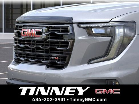 New 2026 GMC Acadia AT4 w/ Luxury Package AWD/4WD image 13