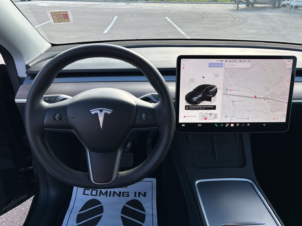 Used 2024 Tesla Model Y Long Range AWD/4WD image 11